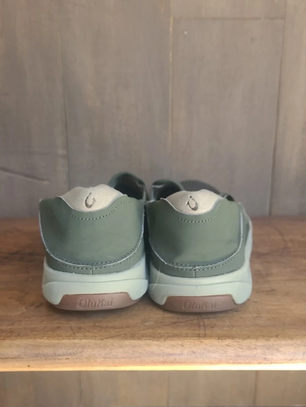 EUC OluKai Sneakers Men's sz 11 Lae'Ahi Olive Green Mesh Slip On Drop In Heel Sh